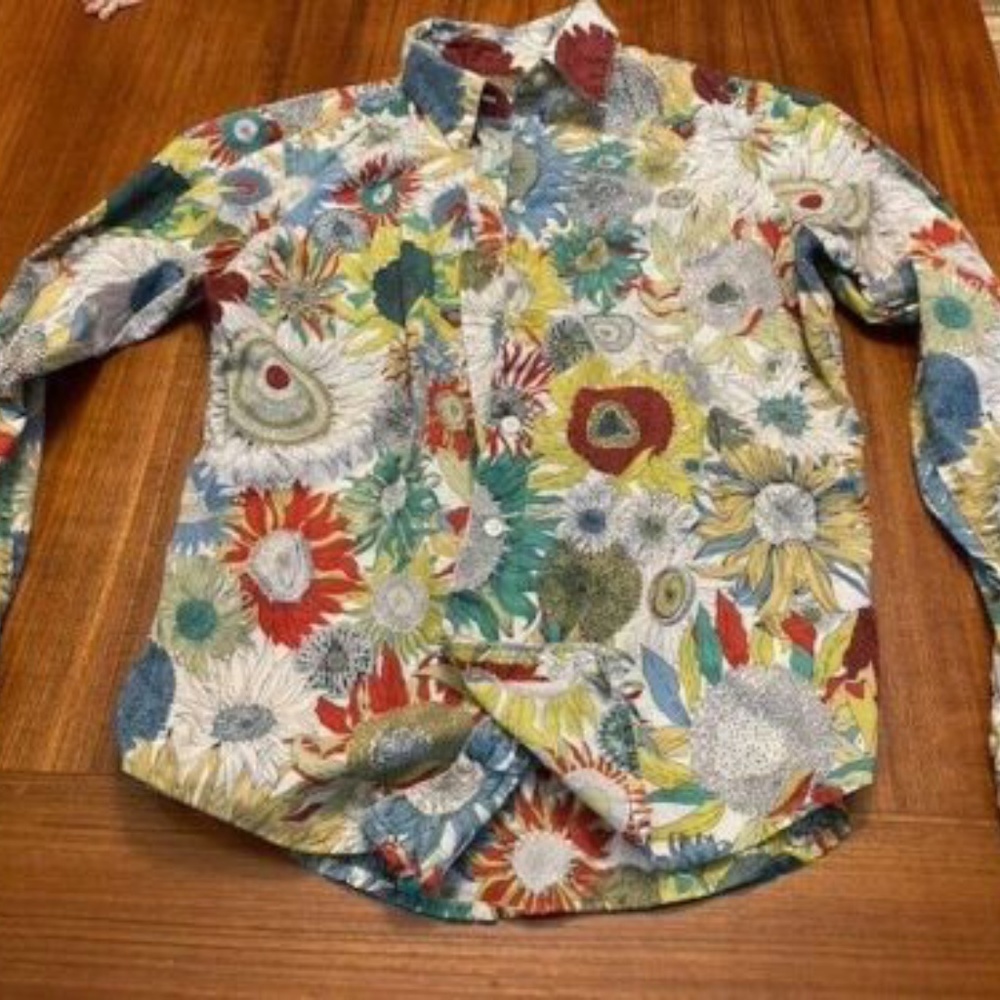 Robert Graham small women's blouse